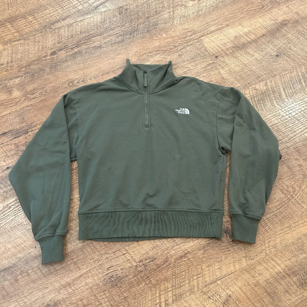 Womens North Face 3/4 zip long sleeve, size XS, green